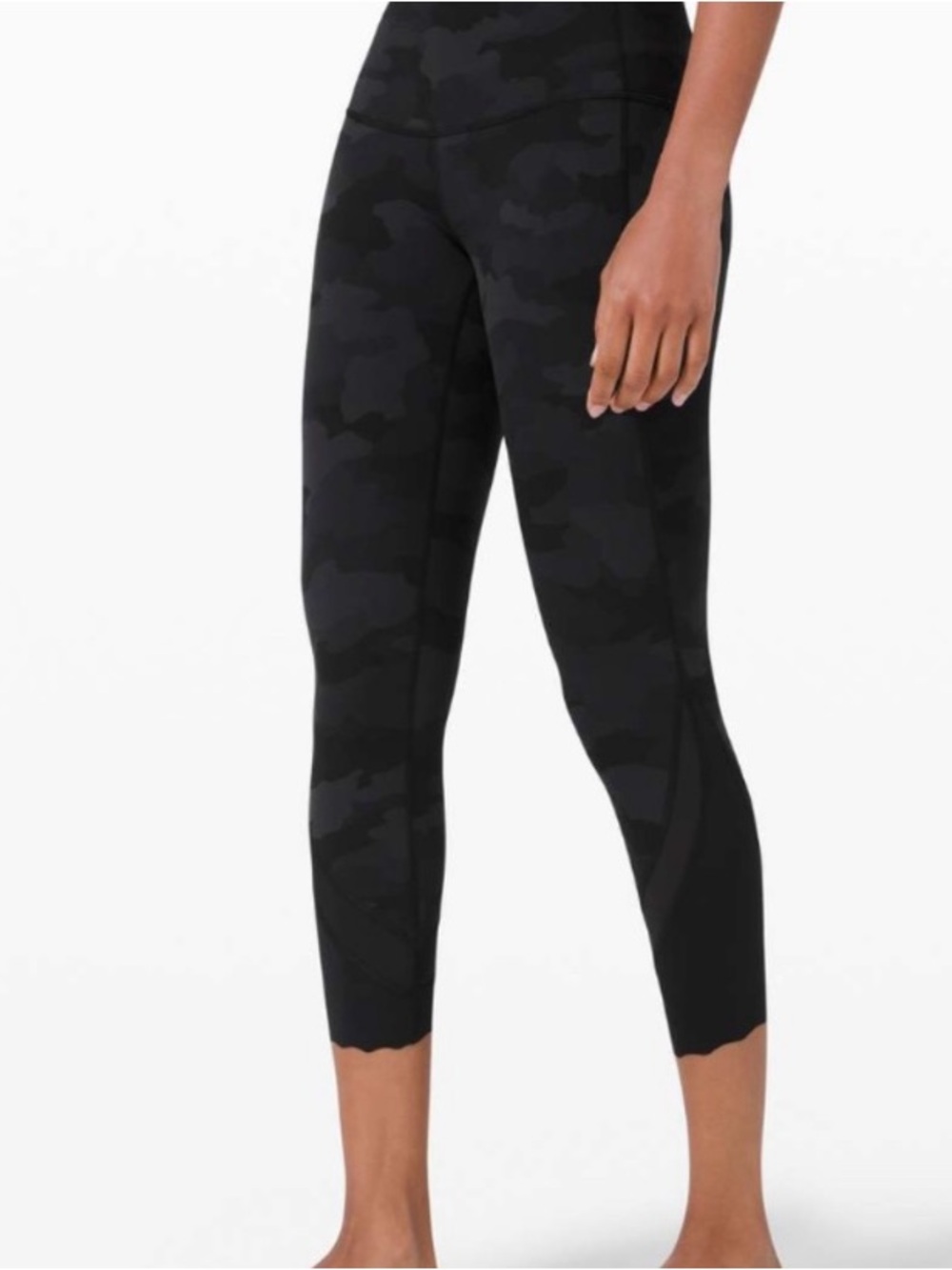 Lululemon Women's Black Camo High-Waist Cropped Leggings